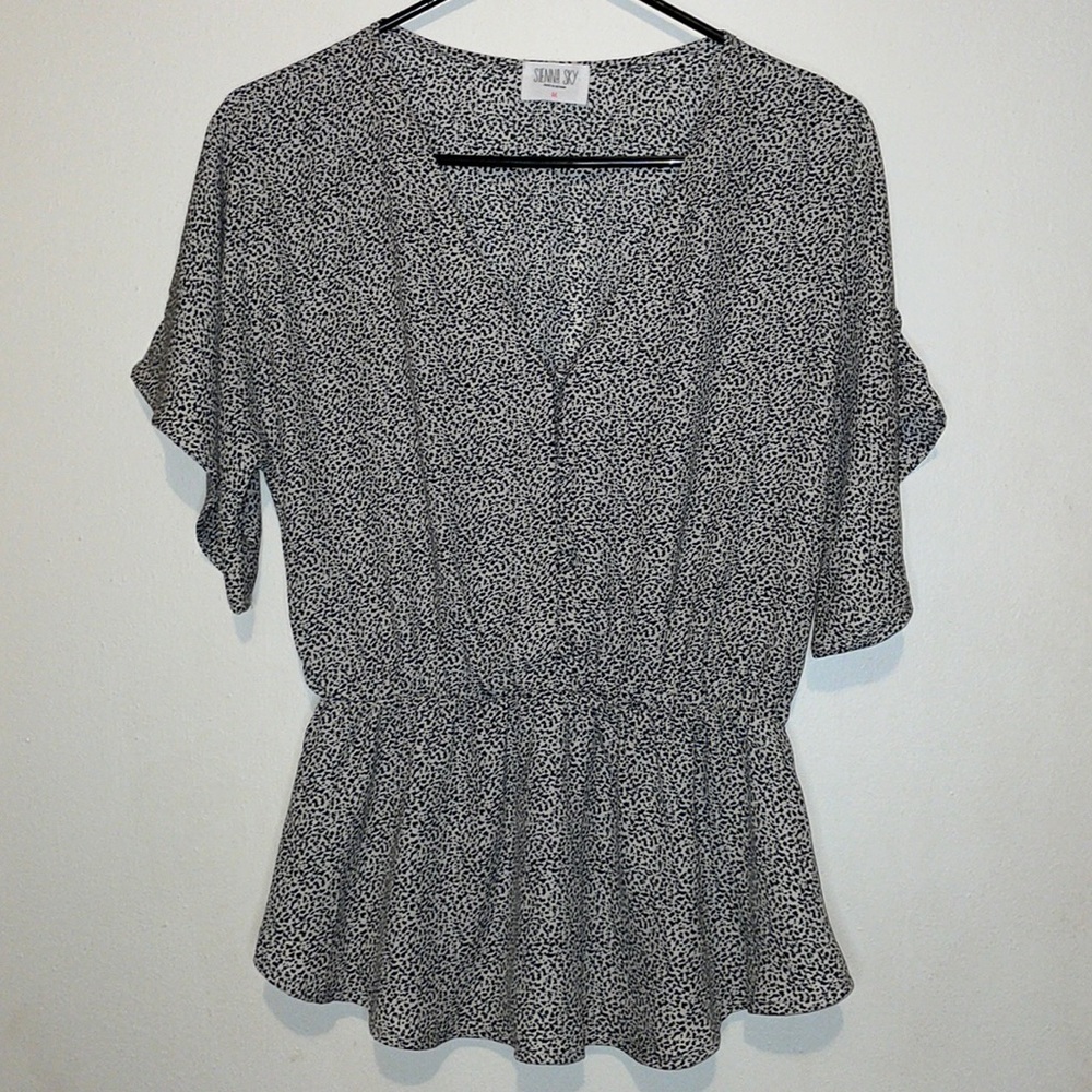 SIENNA SKY WOMENS MEDIUM TOP